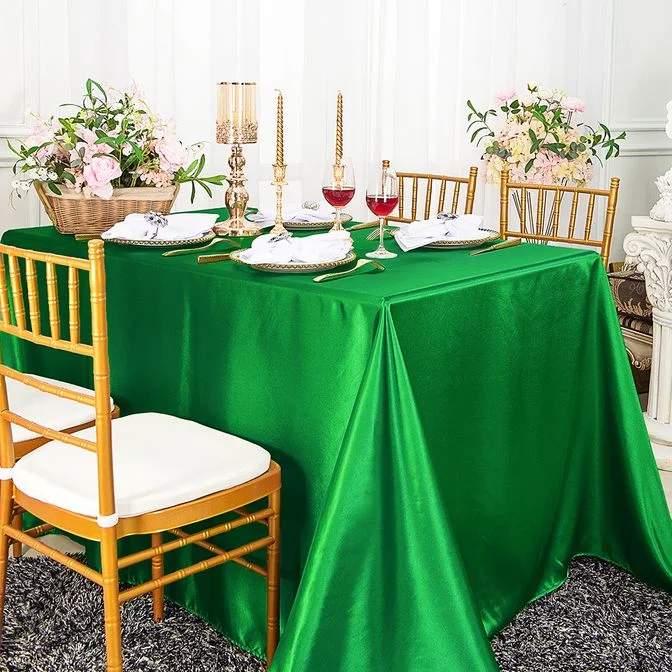 90"x132" Seamless Rectangular Satin Tablecloth - Emerald Green (1pc)