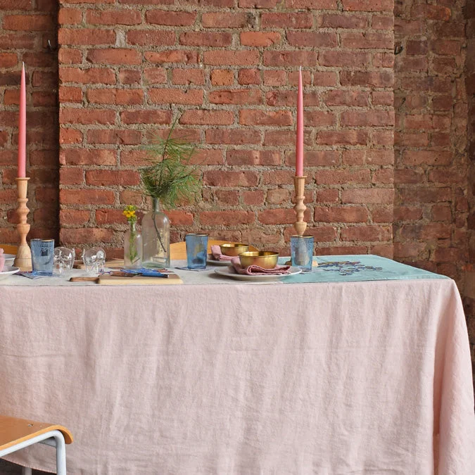 Linen Tablecloth in Pale Pink